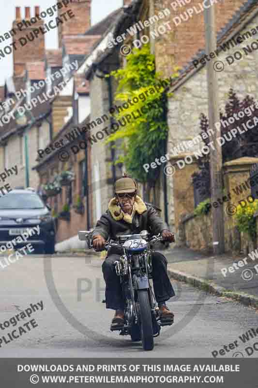 Vintage motorcycle club;eventdigitalimages;no limits trackdays;peter wileman photography;vintage motocycles;vmcc banbury run photographs